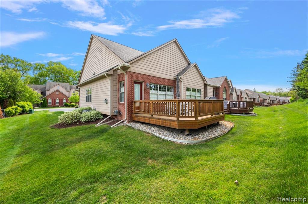 6912 Stonewood Place, 44, Clarkston, MI — Photo 46