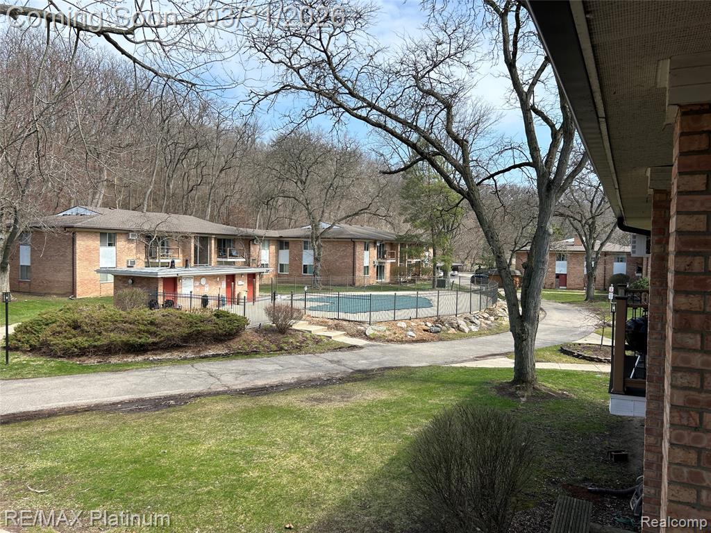 1229 Island Drive, 204, Ann Arbor, MI 48105 — Photo 4