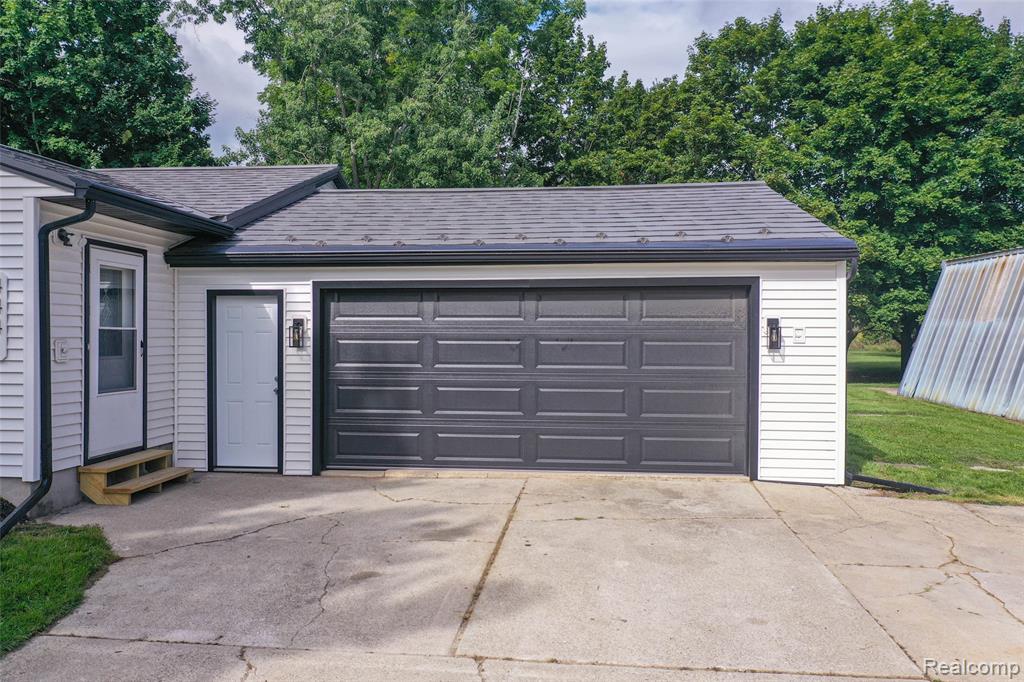 4441 Catlin Road, Columbiaville, MI 48421 — Photo 7