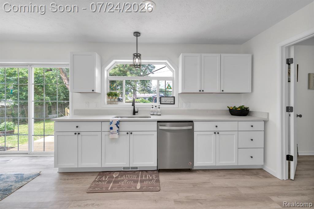1119 Lathers Street, Garden City, MI — Photo 18