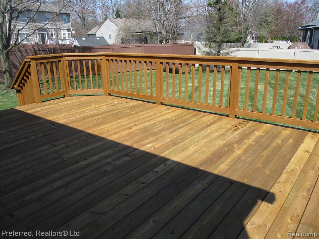 9153 Lakewood Drive, Whitmore Lake, MI 48189 — Photo 30