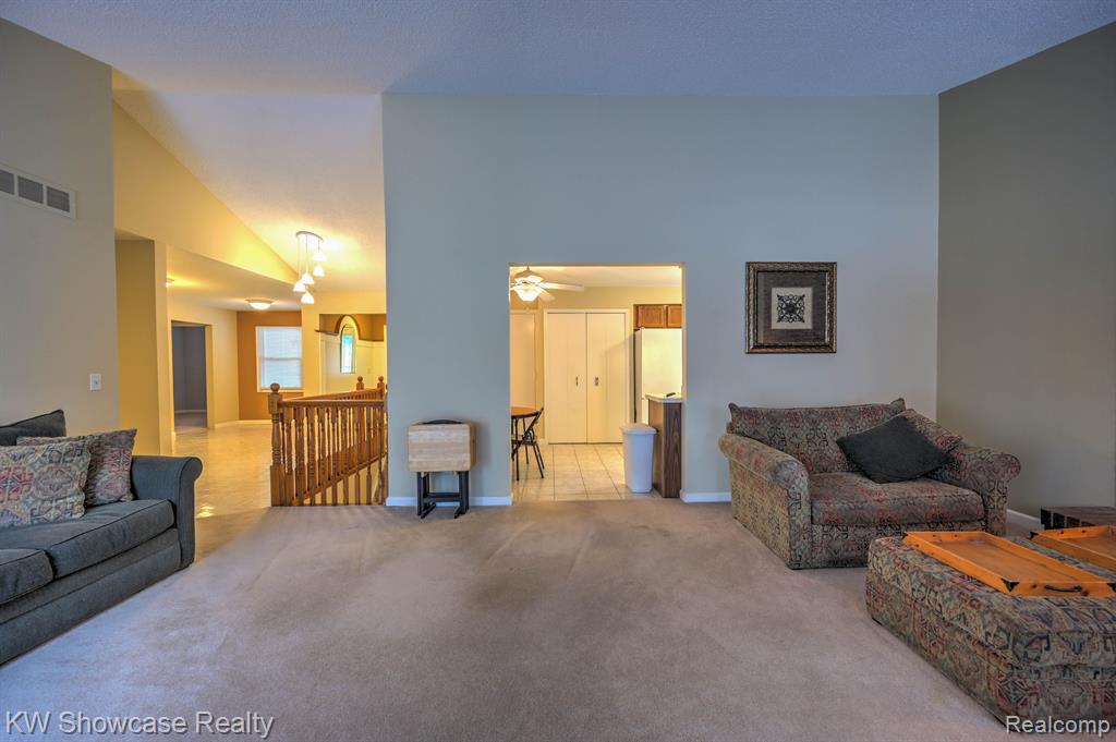 5806 KING JAMES, Waterford, MI 48327 — Photo 14