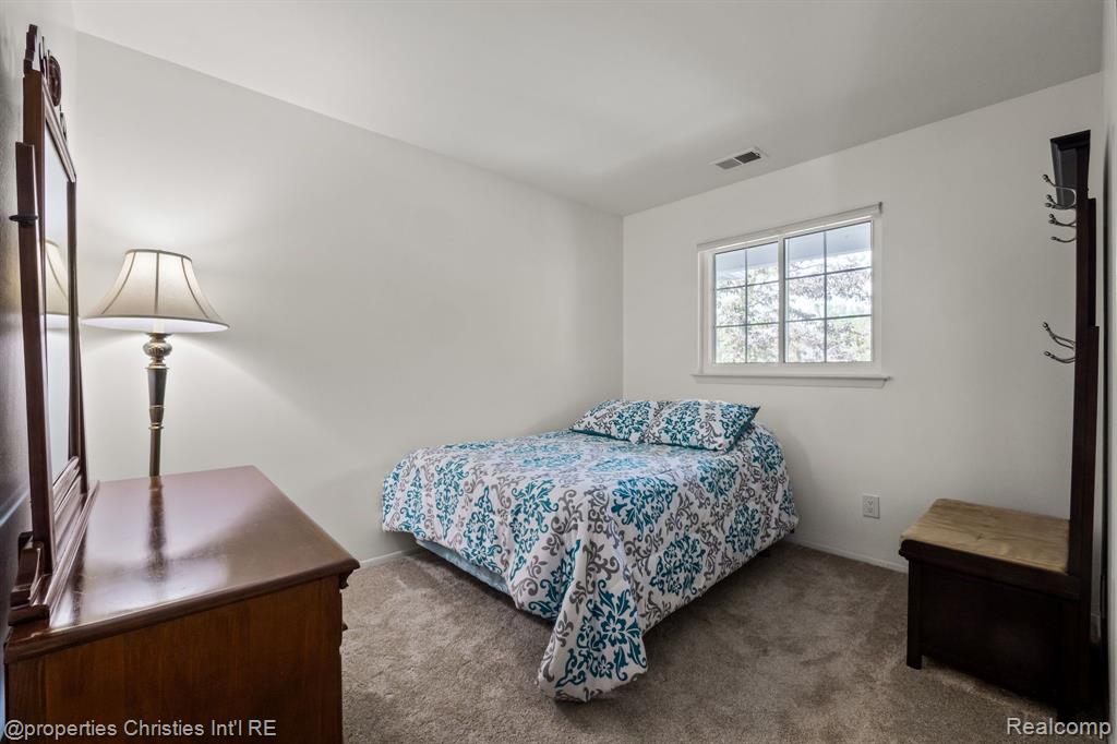 23414 Middlebelt Road, Farmington Hills, MI 48336 — Photo 12