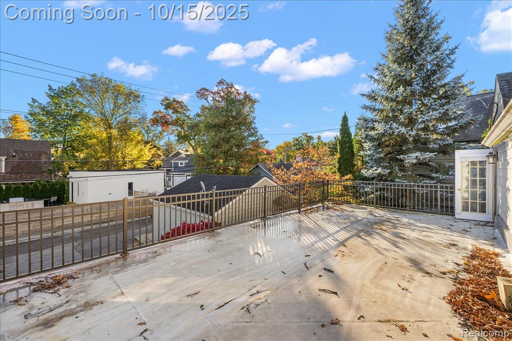 564 BROOKSIDE Avenue, Birmingham, MI 48009 — Photo 34
