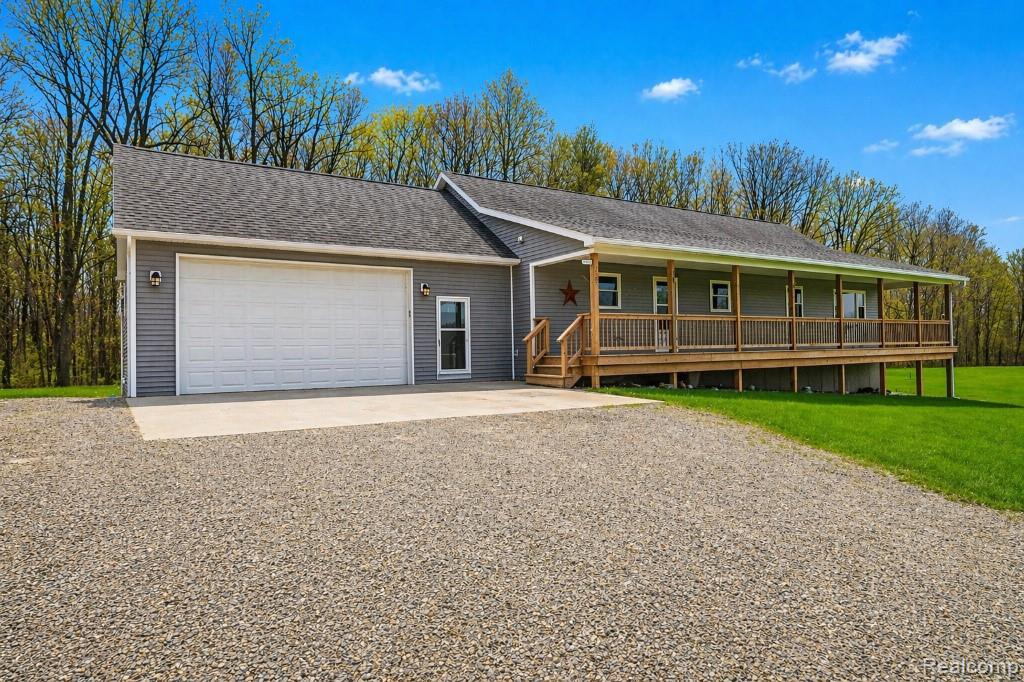 2800 Meadowdale Road, Metamora, MI 48455 — Photo 2