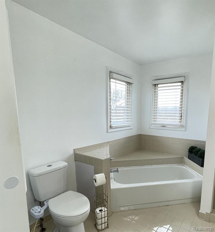 53775 CRANSTON Drive, Macomb, MI 48042 — Photo 36