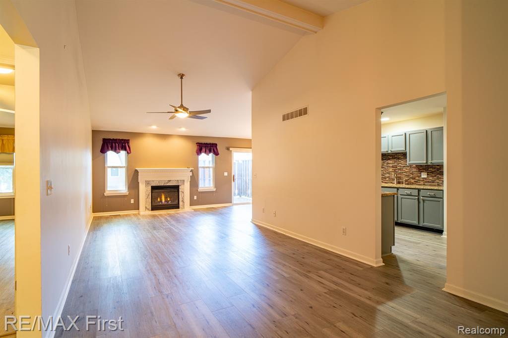 4158 RICHFIELD Drive, Sterling Heights, MI 48314 — Photo 12