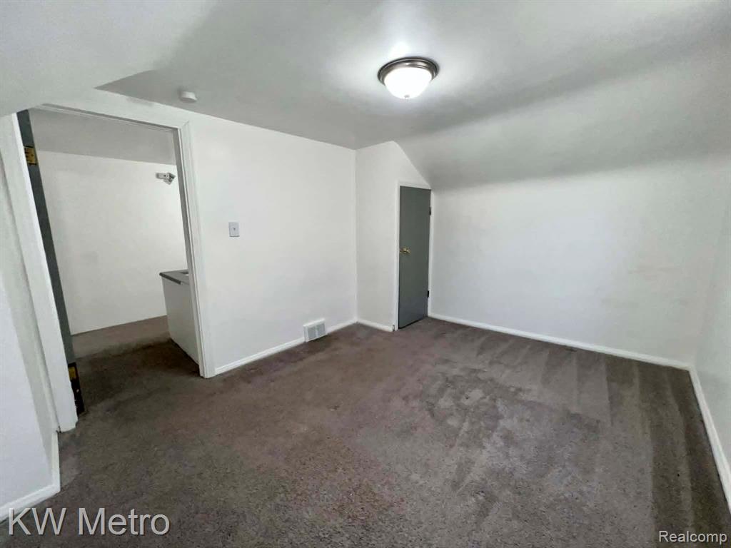 8121 Cloverdale Avenue, Ferndale, MI 48220 — Photo 22