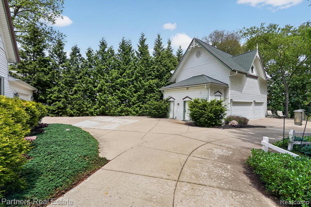 504 N 2nd Street, Brighton, MI 48116 — Photo 57