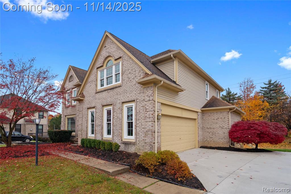 9106 Countrywood Drive, Plymouth, MI 48170 — Photo 36
