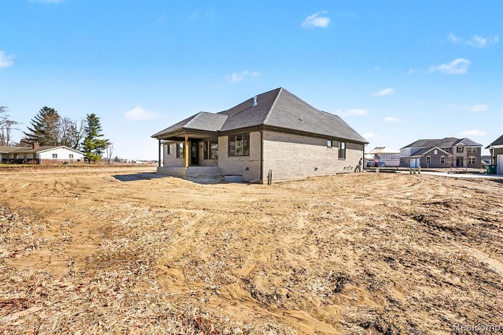 56211 Stone Falcon Drive, Shelby Twp, MI 48315 — Photo 43
