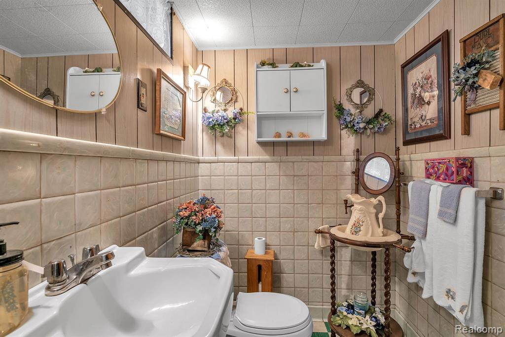1582 Chandler Avenue, Lincoln Park, MI 48146 — Photo 13