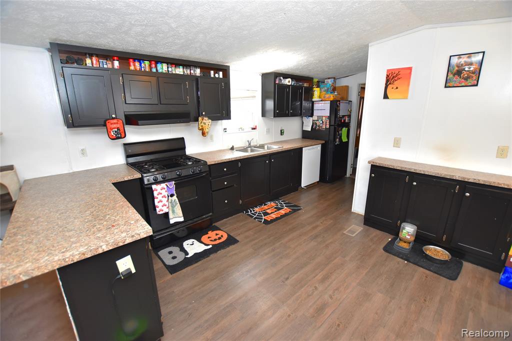 490 Harrison Drive, Davison, MI, 48423