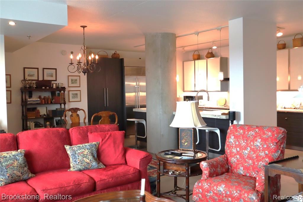 432 Washington Avenue, 1304, Royal Oak, MI 48067 — Photo 12
