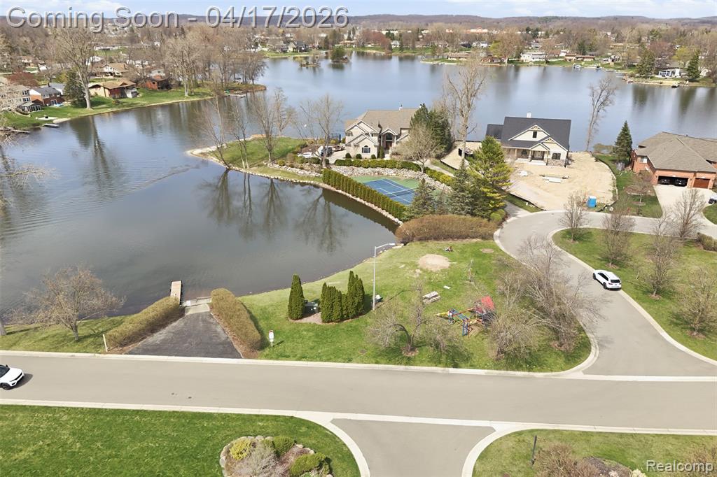 9610 Woody Court, White Lake, MI — Photo 40