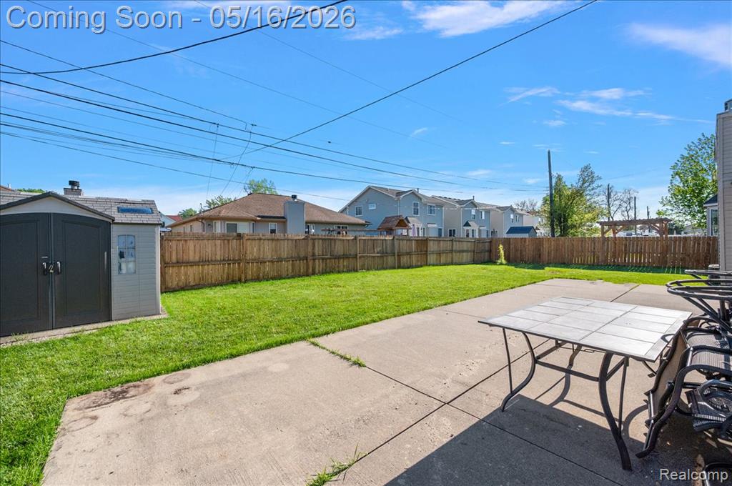 15948 Venice Avenue, Clinton Twp, MI 48035 — Photo 44