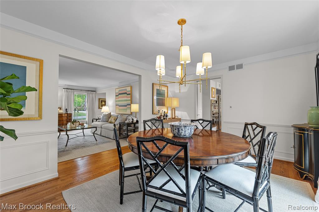 578 Woodway Court, Bloomfield Hills, MI 48302 — Photo 12