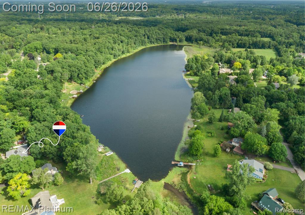 9460 Deer Park Court, Fenton, MI 48430 — Photo 5