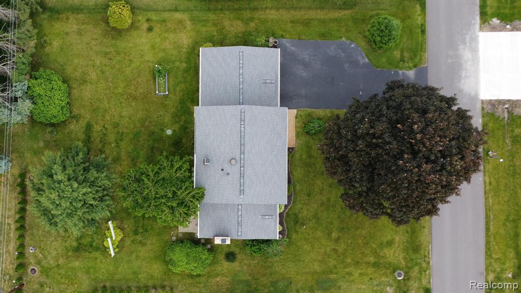 8268 Fox Bay Drive, White Lake, MI — Photo 3