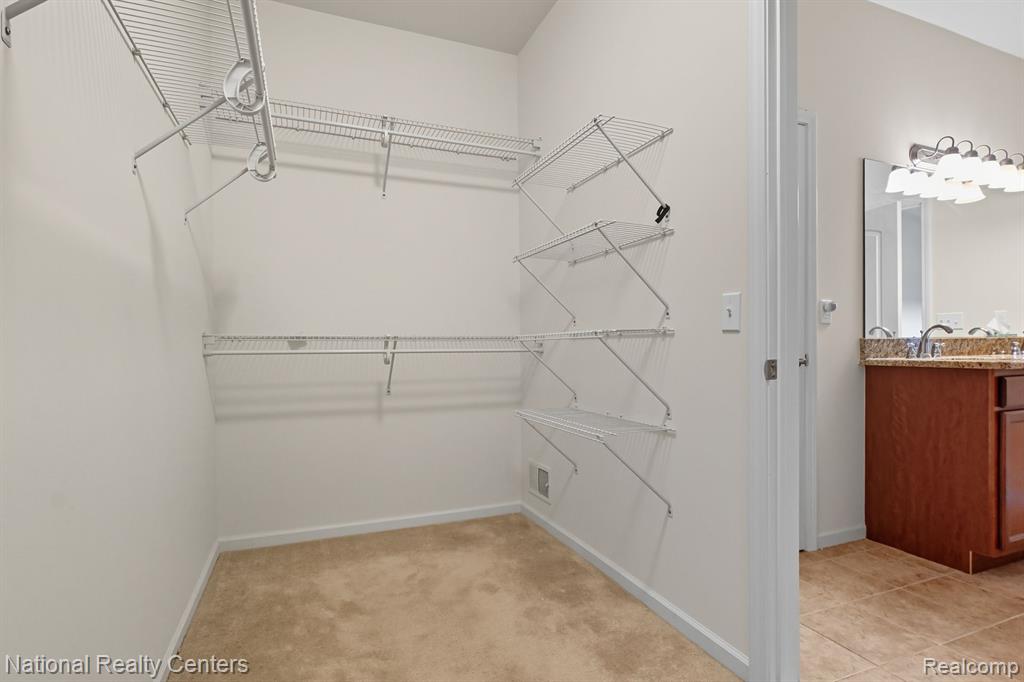 4160 Wrenwood Lane, 29, Canton, MI 48188 — Photo 16