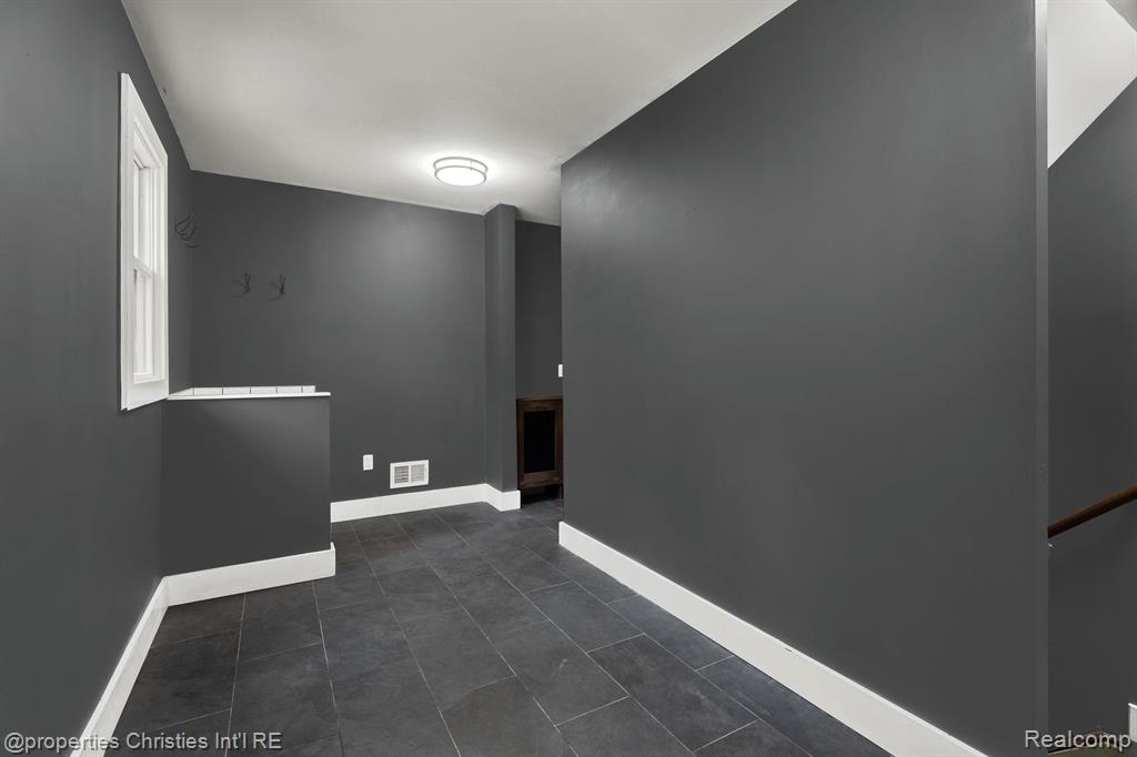 5080 Tootmoor Road, Bloomfield Hills, MI 48302 — Photo 21
