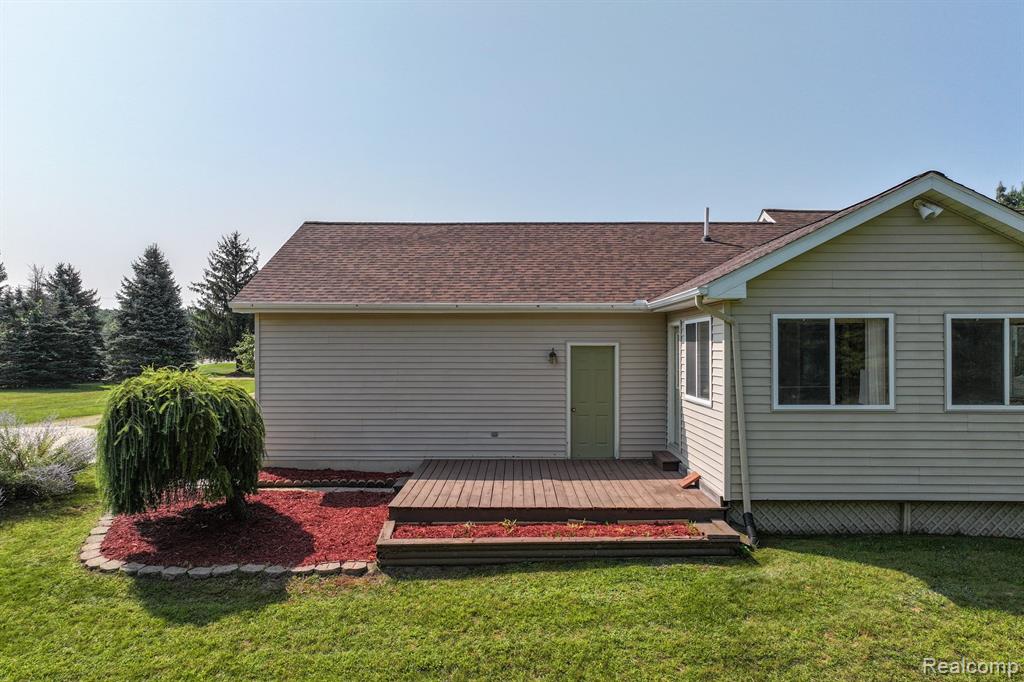 761 MELLISH Drive, Lapeer, MI 48446 — Photo 40
