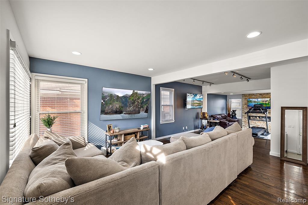 4618 Groveland Avenue, Royal Oak, MI 48073 — Photo 4