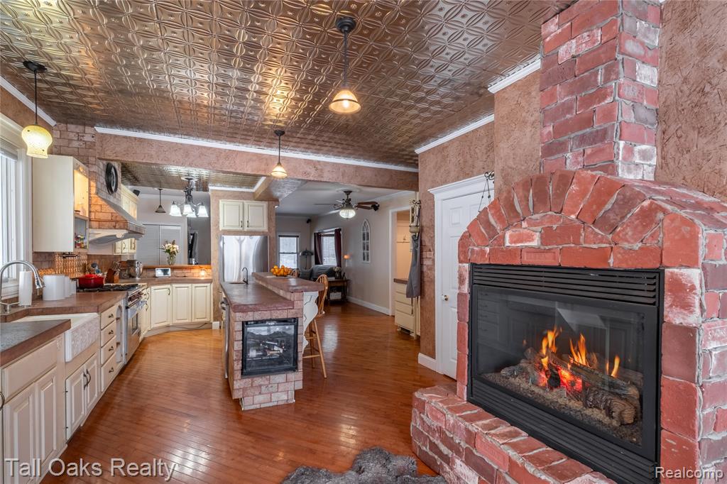 9198 Hegel Road, Goodrich Vlg, MI — Photo 16