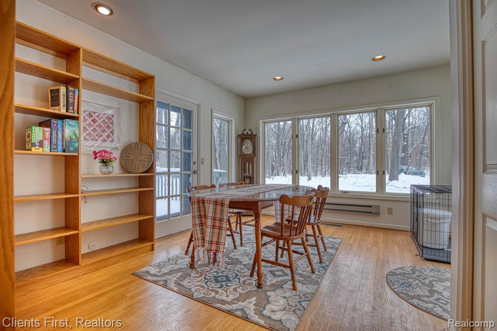 5400 RICHARDSON Road, Howell, MI 48843 — Photo 32