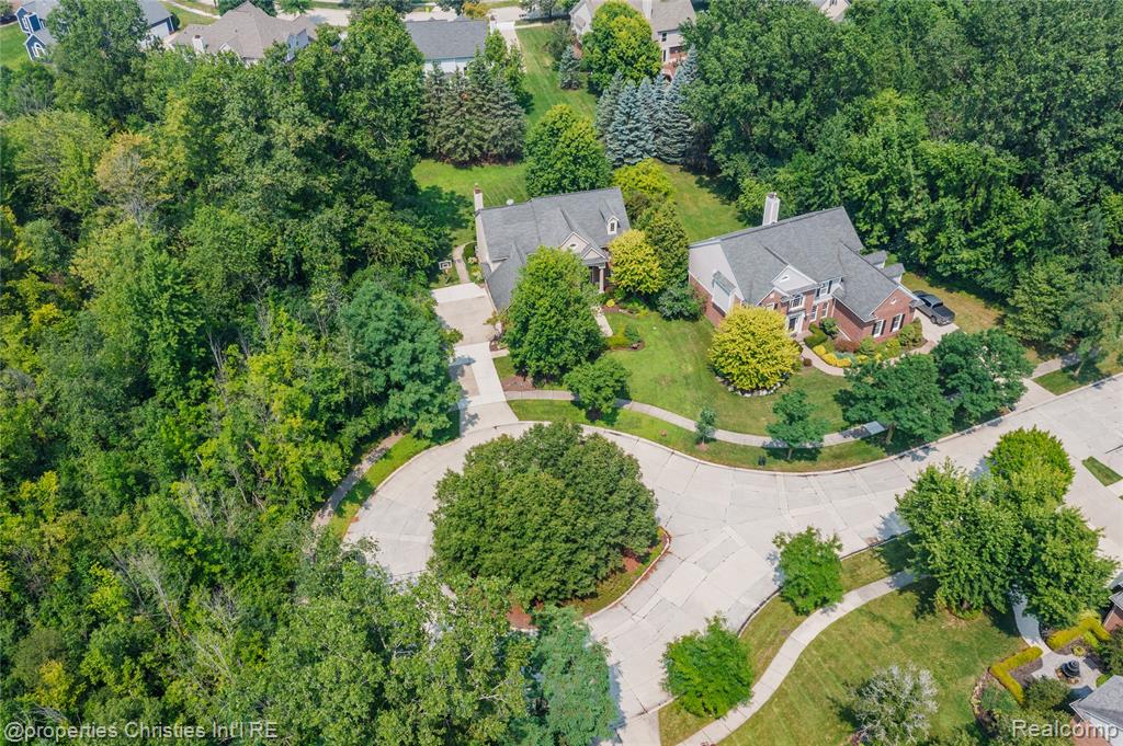 47320 Autumn Park Court, Novi, MI — Photo 55