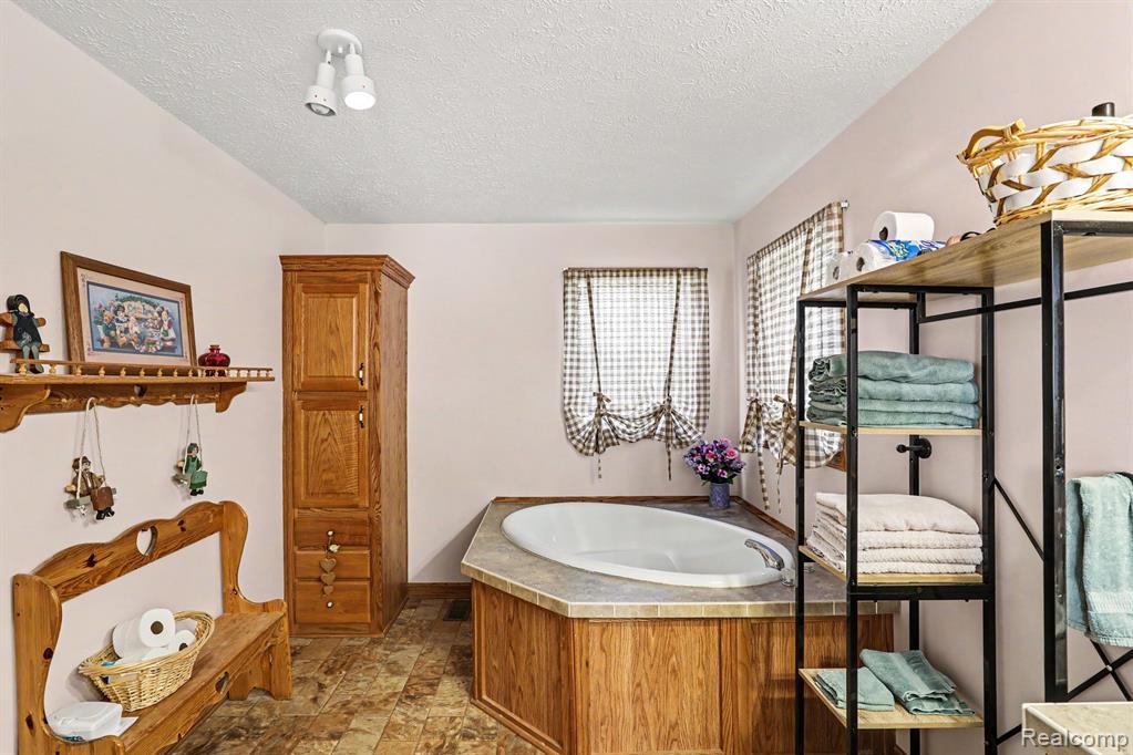 6175 S Branch Lane, MI — Photo 23