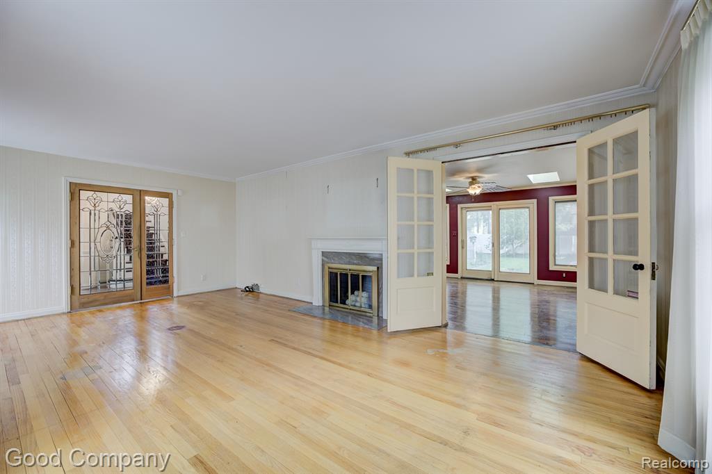 20 OXFORD Boulevard, Pleasant Ridge, MI — Photo 9