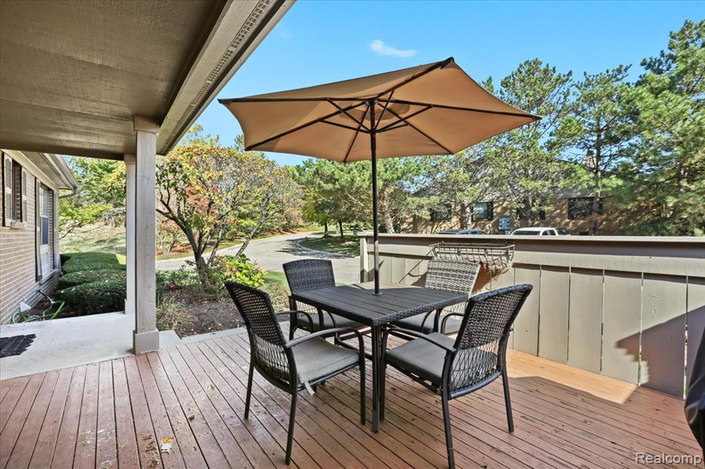 29485 Beau Ridge, Farmington Hills, MI 48331 — Photo 31