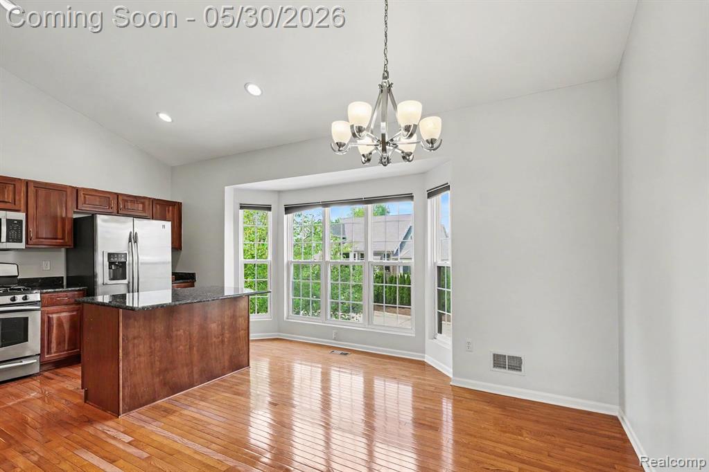 776 PAINT CREEK Drive, Troy, MI 48085 — Photo 10