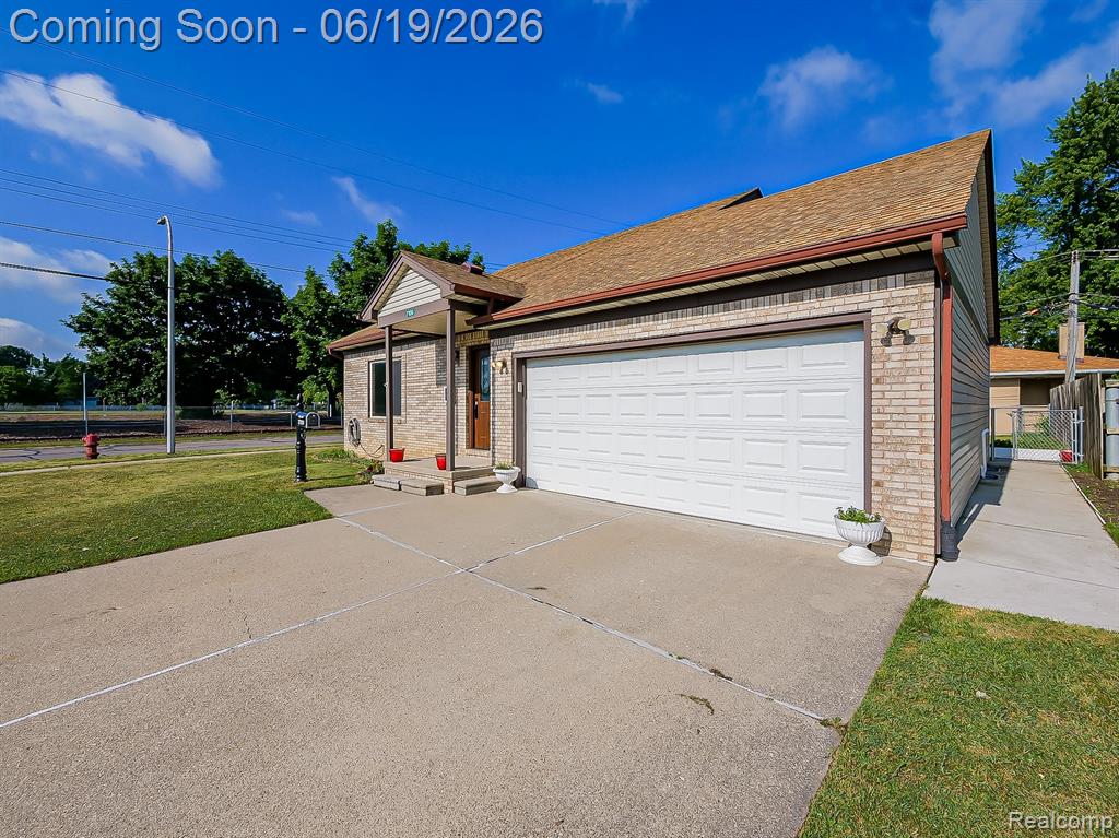 27051 Demrick Street, Roseville, MI 48066 — Photo 17