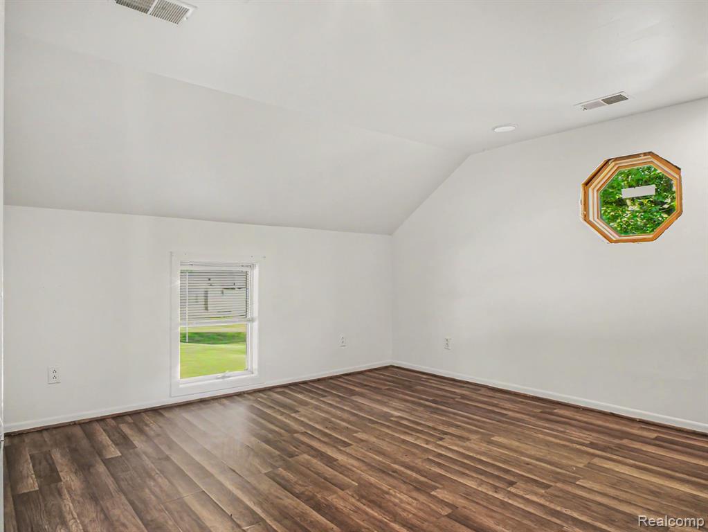 5272 W Frances Road, Clio, MI 48420 — Photo 10