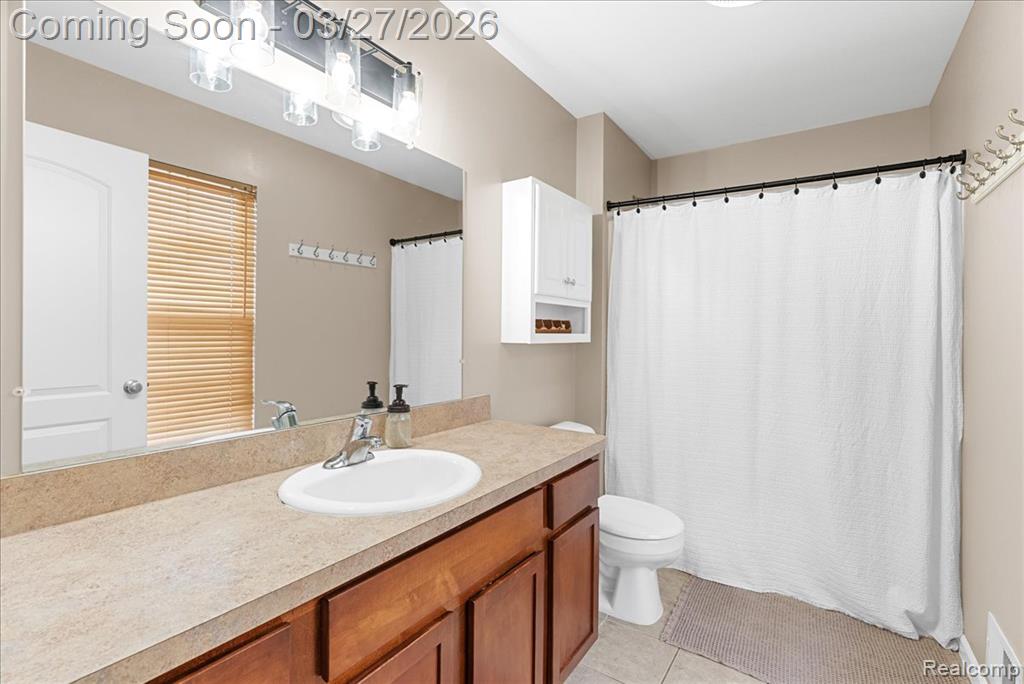 3463 Amber Oaks Drive, Howell, MI 48855 — Photo 18