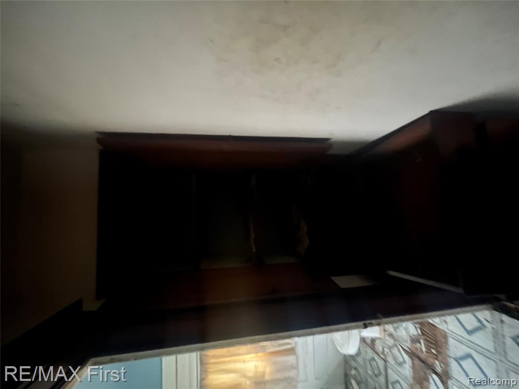 2559 Helen Street, Detroit, MI 48207 — Photo 14