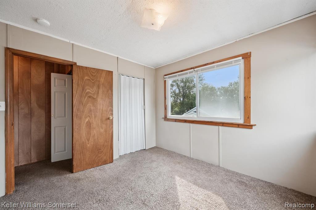1511 E Harry Avenue, Hazel Park, MI 48030 — Photo 34