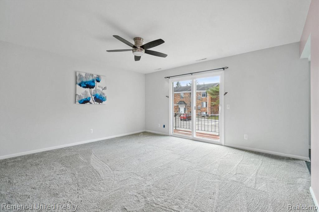 507 W HIGHLAND Road, D-9, Howell, MI 48843 — Photo 9