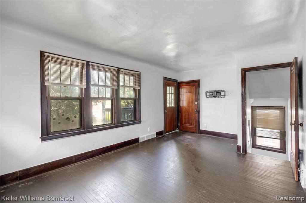 15766 Ferguson Street, Detroit, MI 48227 — Photo 15