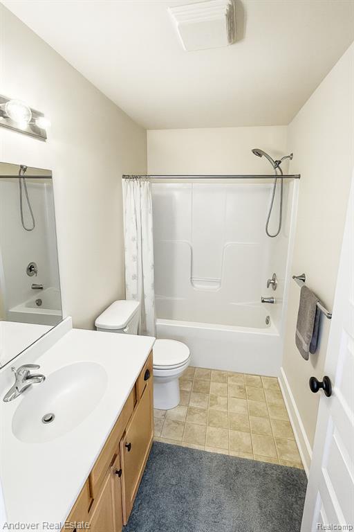 13300 Patchin Drive, Nunica, MI 49448 — Photo 16