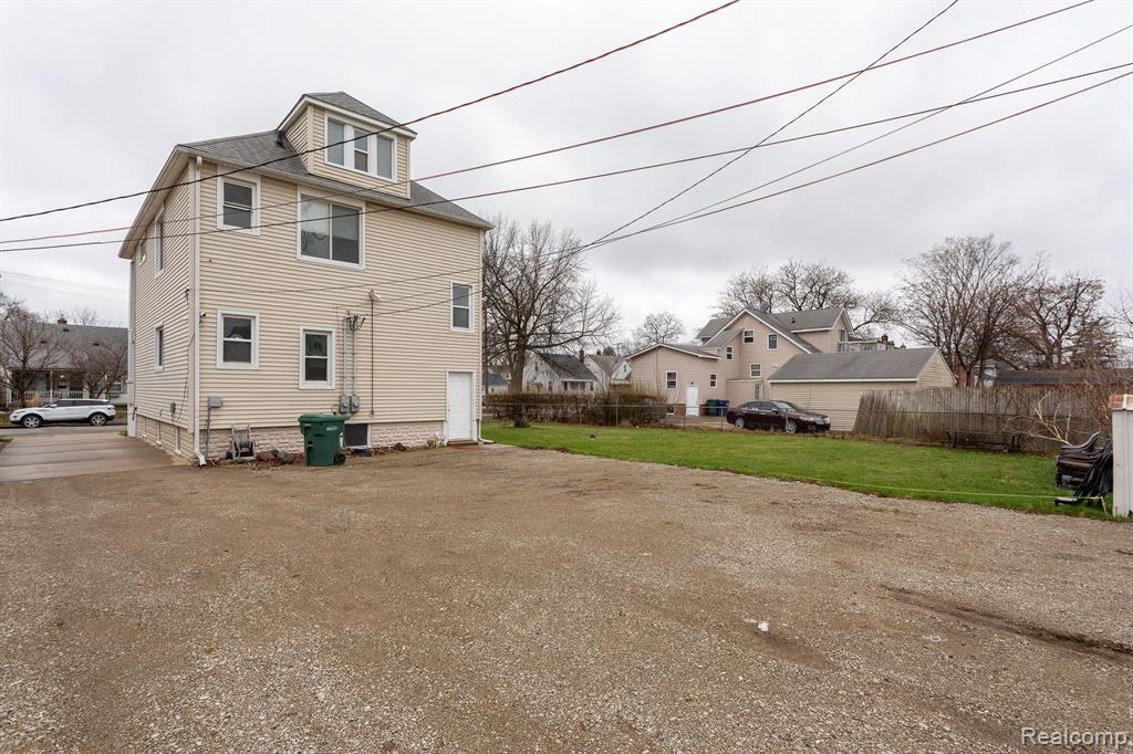 880 WHITE Avenue, Lincoln Park, MI 48146 — Photo 6