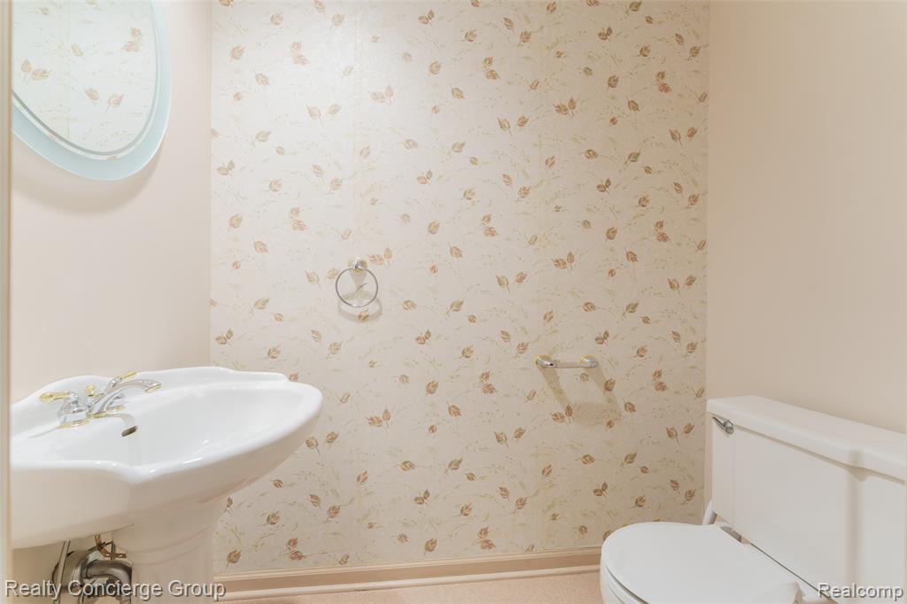 6400 Sober Road, Fowlerville, MI 48836 — Photo 37