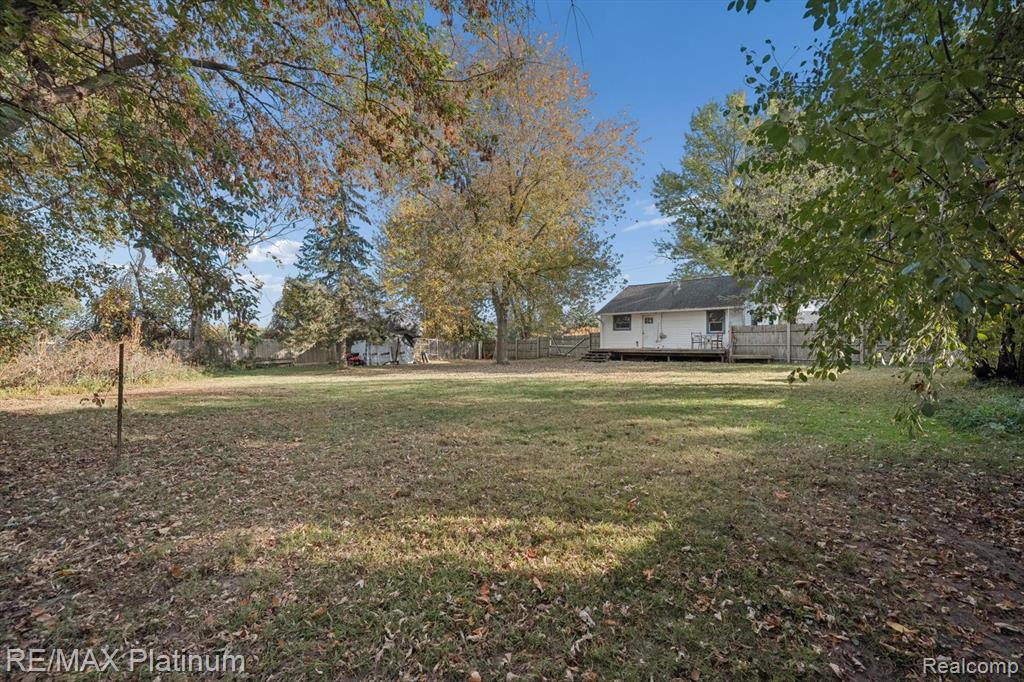 53970 10 Mile Road, South Lyon, MI 48178 — Photo 23