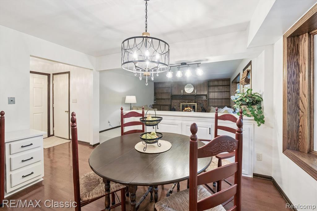 1561 Waters Edge Court, Wixom, MI 48393 — Photo 19