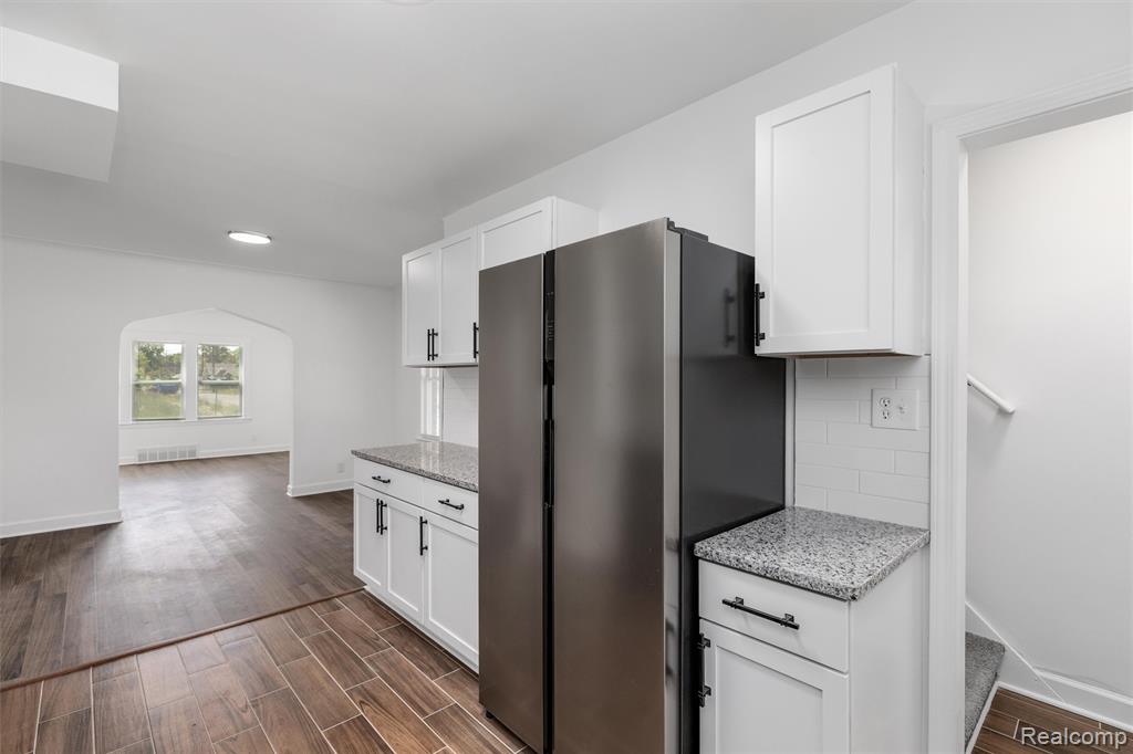 7505 E Robinwood Street, Detroit, MI 48234 — Photo 8