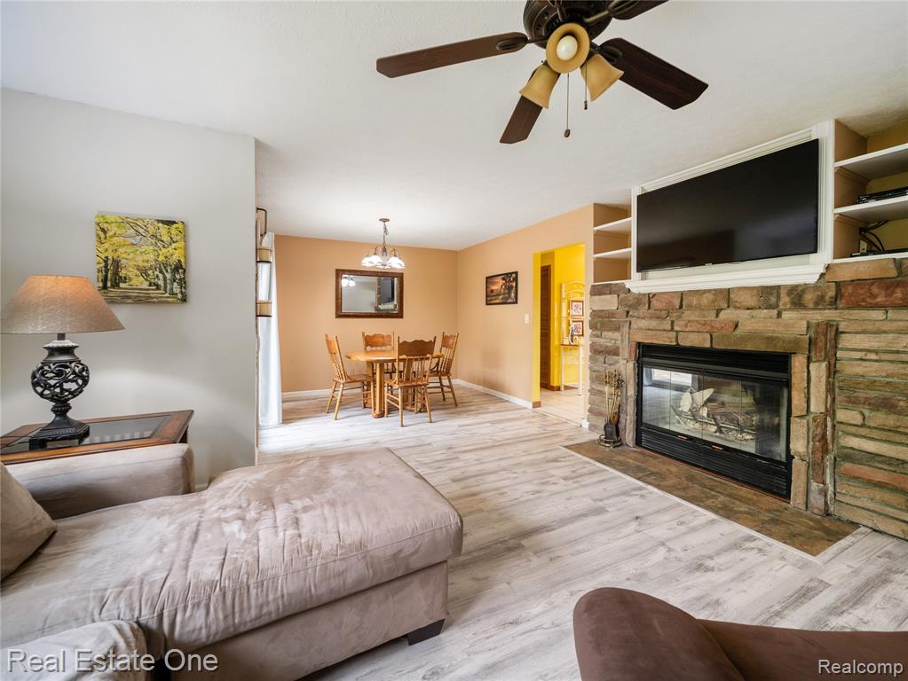 8907 McColl Side Road, Brighton, MI 48116 — Photo 10