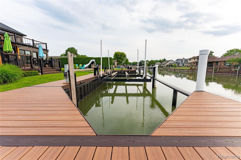 49729 Nautical Drive, Chesterfield, MI 48047 — Photo 42
