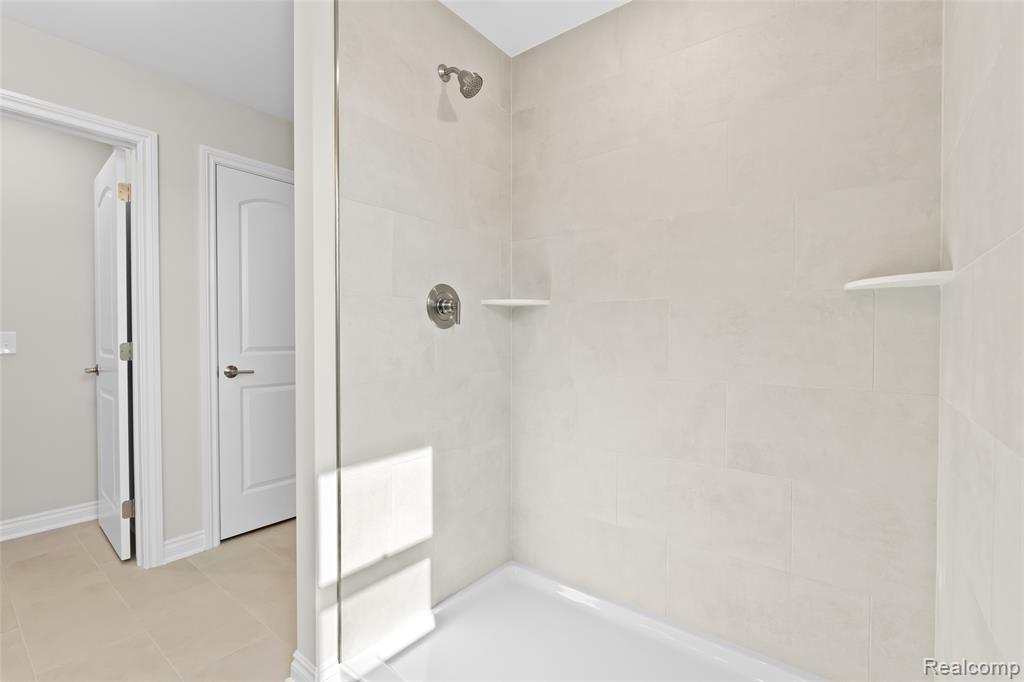 509 Jubilee Drive, Whitmore Lake, MI 48189 — Photo 17